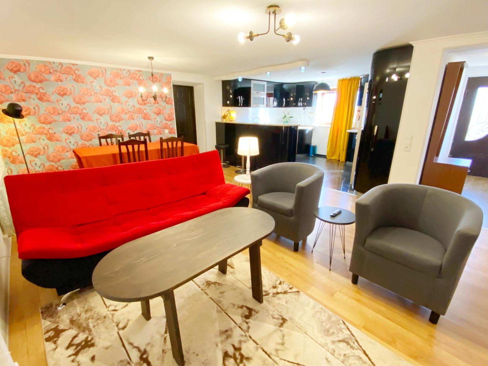 Orange Hotel