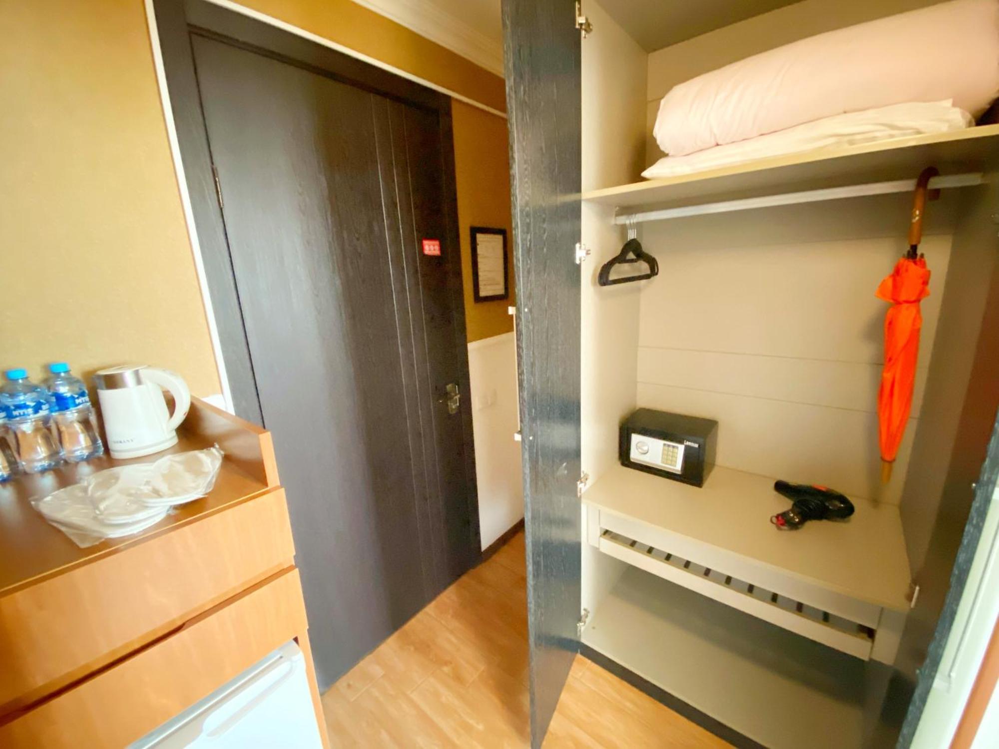 Hotel Orange 3*